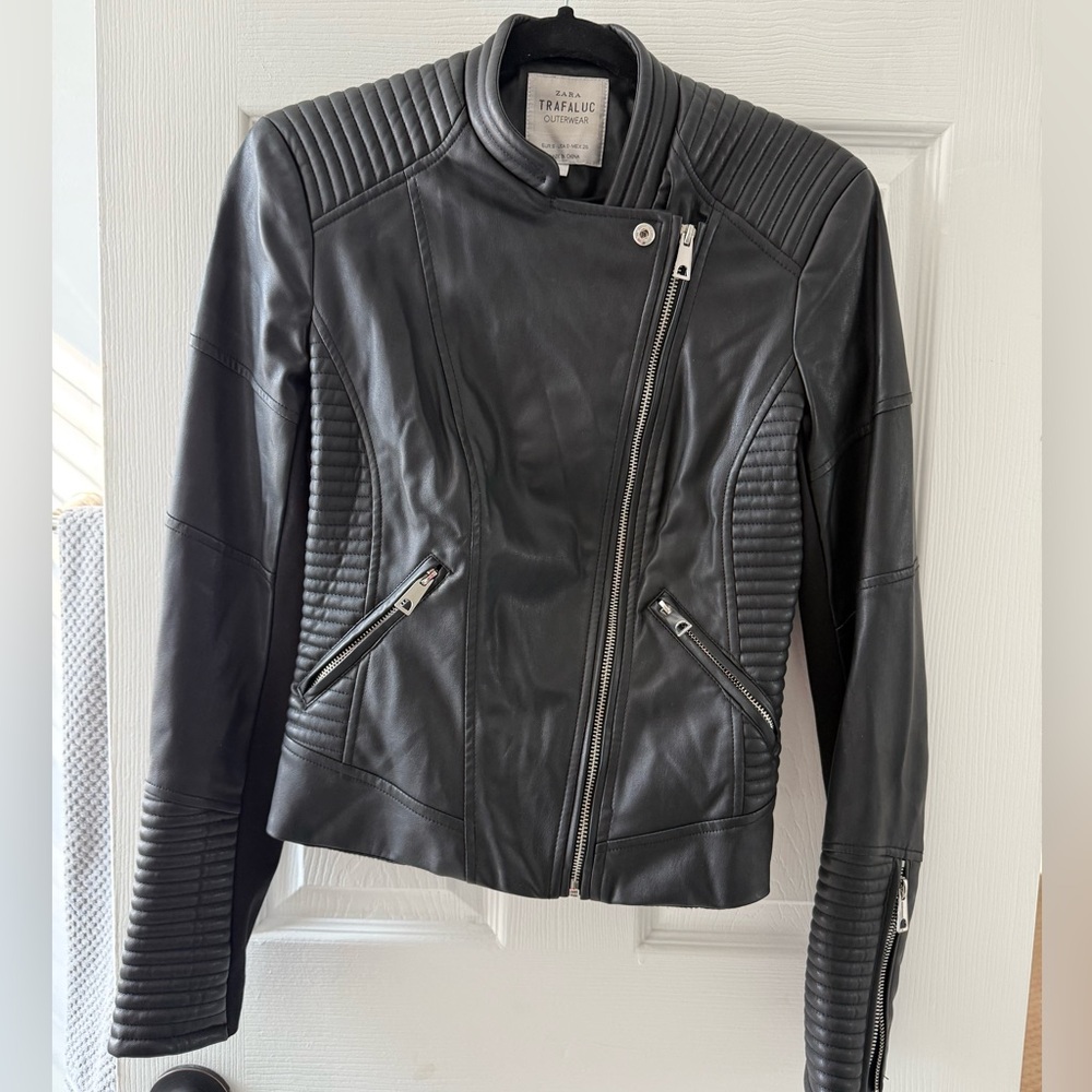 Zara faux Leather jacket Small